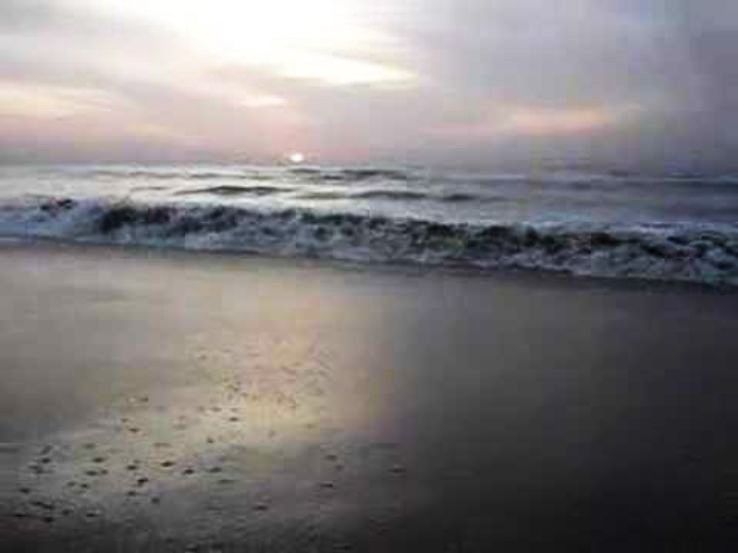 5. Watch The Sunrise At Marina Beach